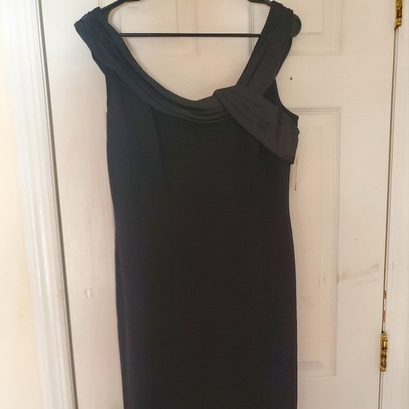 CARMEN MARC VALVO BLACK DRESS - Picture 1 of 10